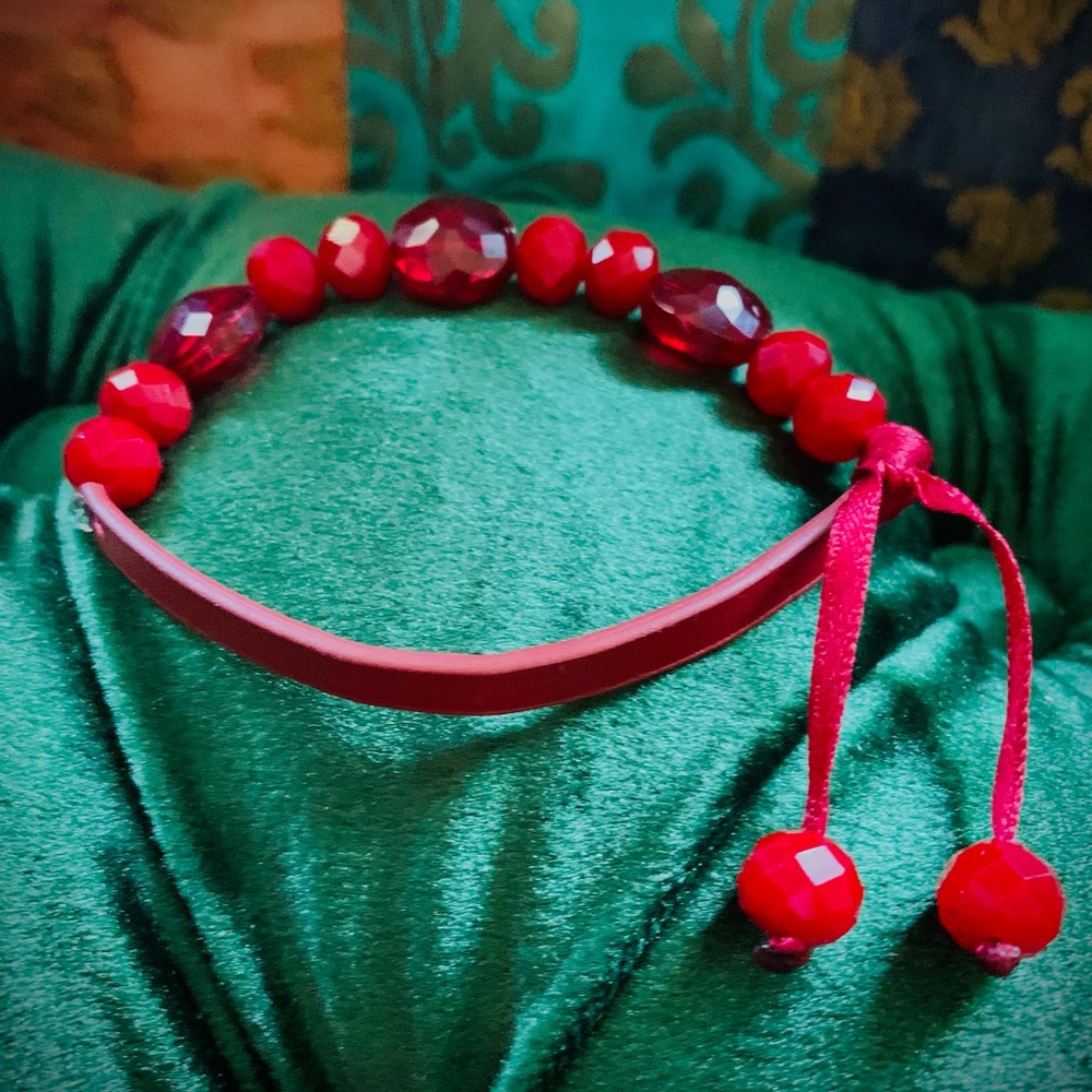 One of a kind bracelet!😍